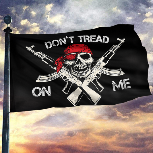 Don't Tread on Me Skull and Cross Guns Flag