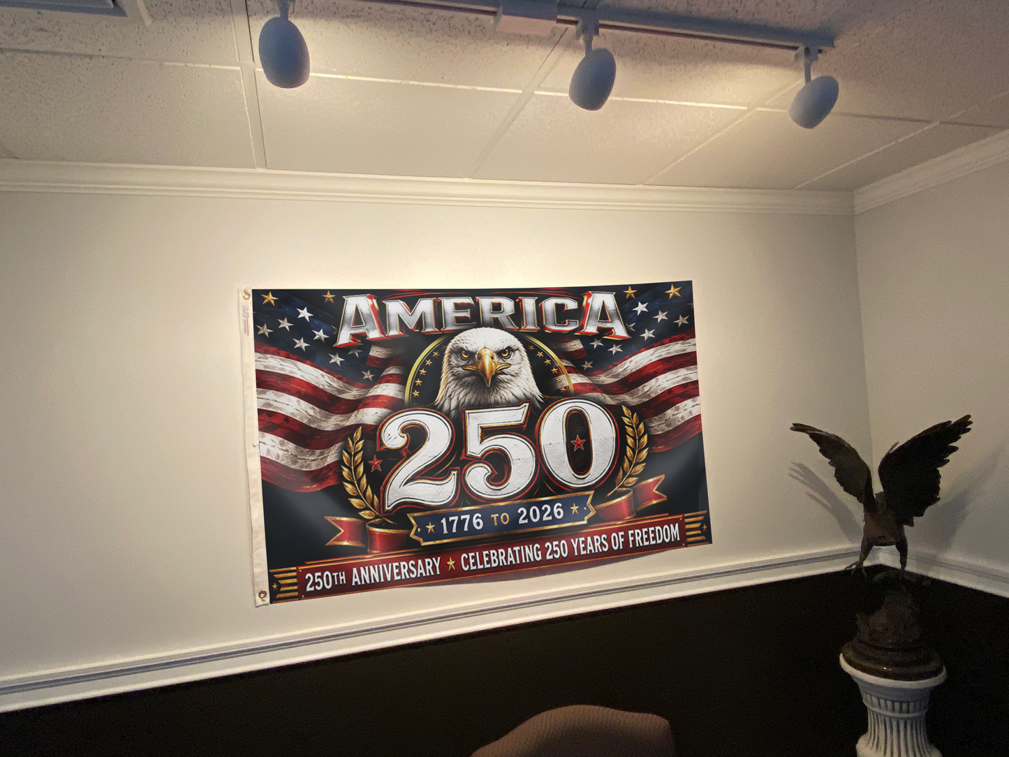 Stars & Stripes Eagle 250 Flag