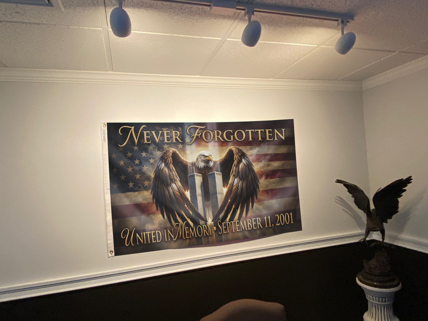 Never Forgotten - United in Memory Flag