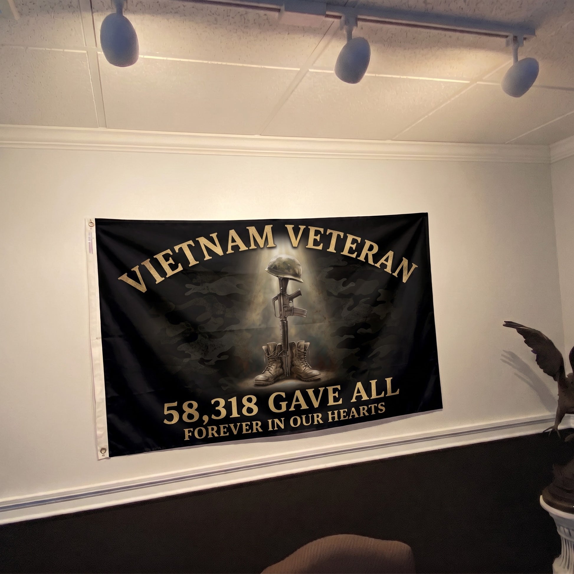 Vietnam Veteran Battlefield Cross Tribute Flag - 4x6