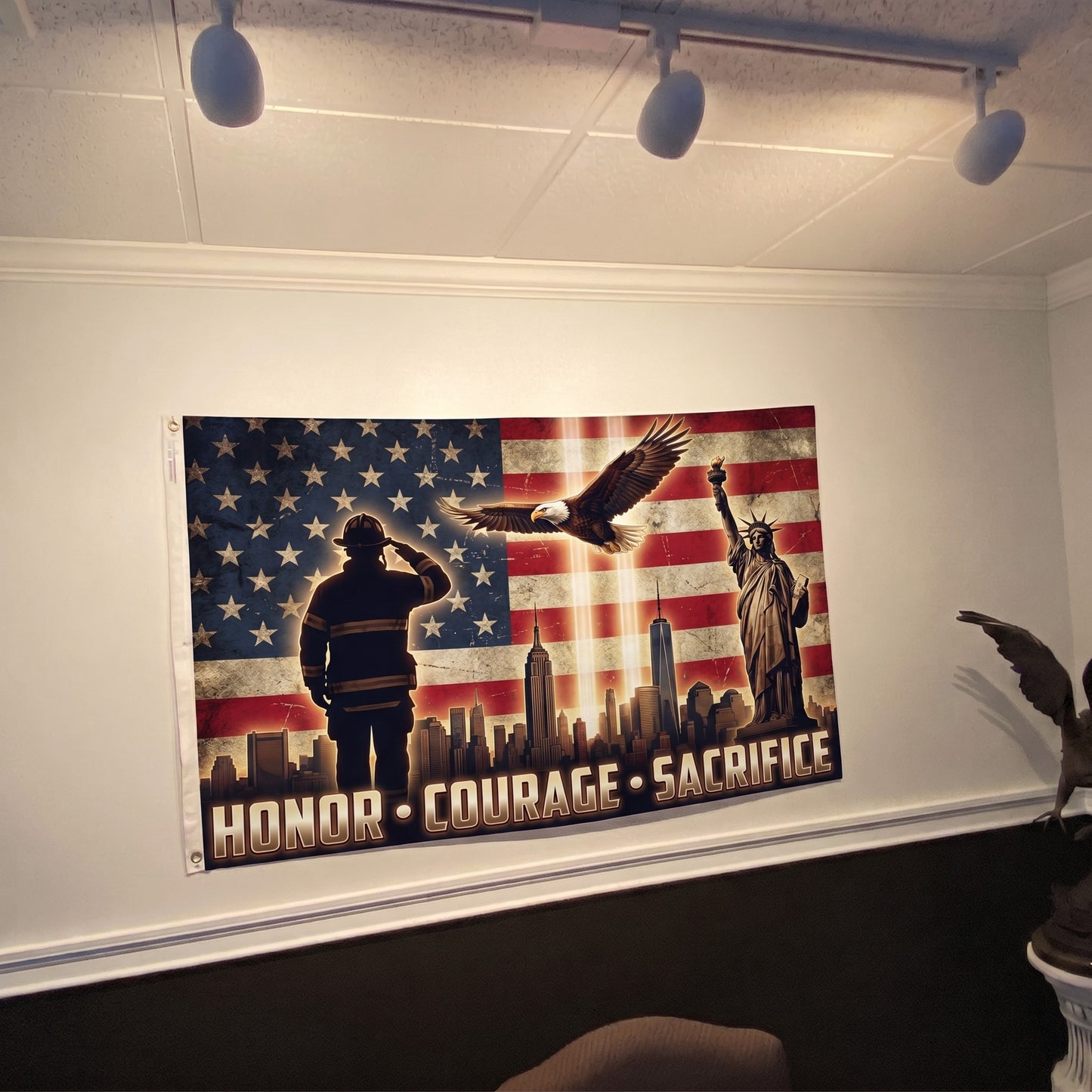 Flag0433 4x6 Mockup - Honor Courage Sacrifice
