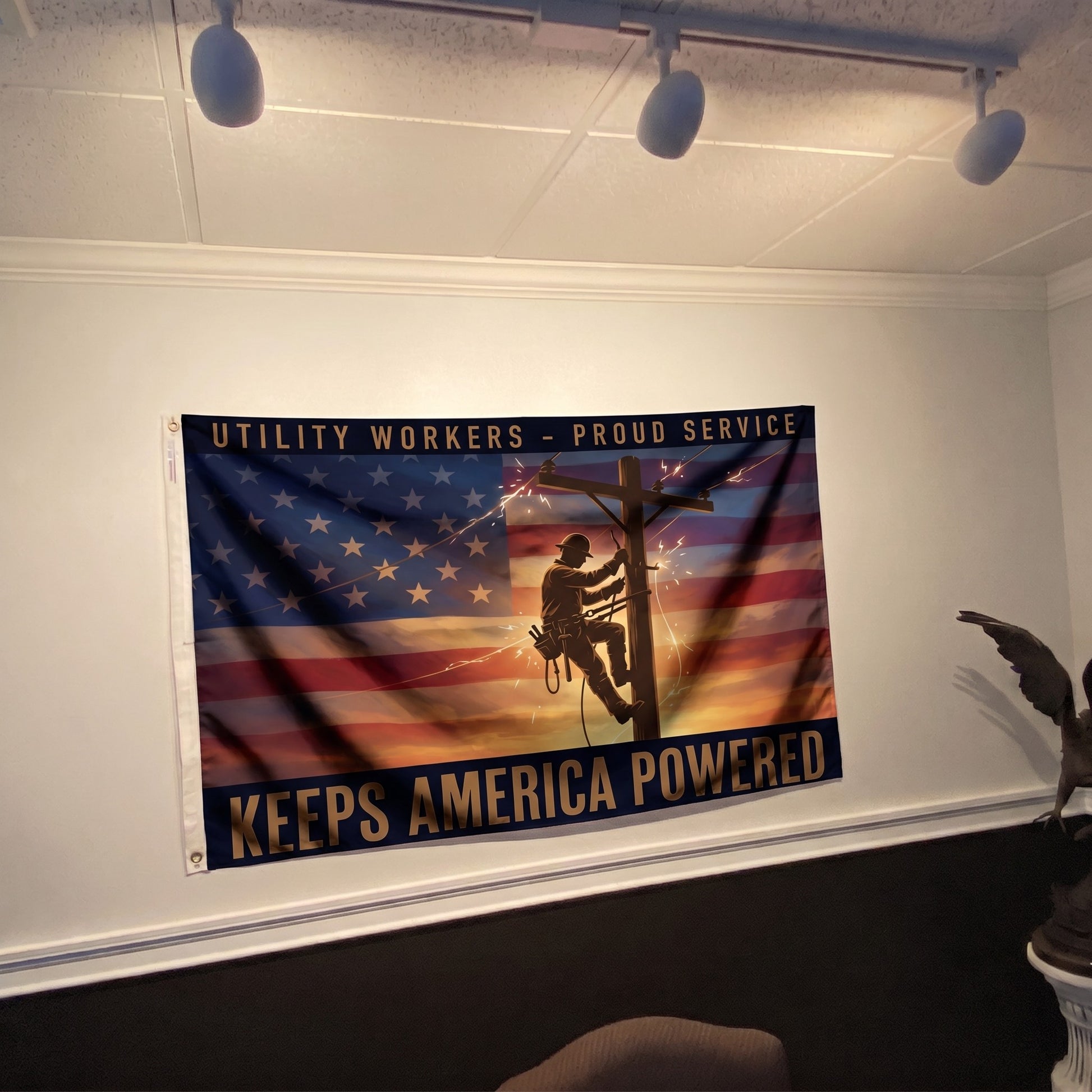 Lineman Keeps America Powered Flag - 4x6